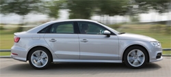 Audi A3 Limousine: carro e família ligados à estrada