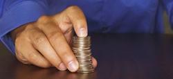 Crédito: banco agrava spread se não mantiver produtos associados