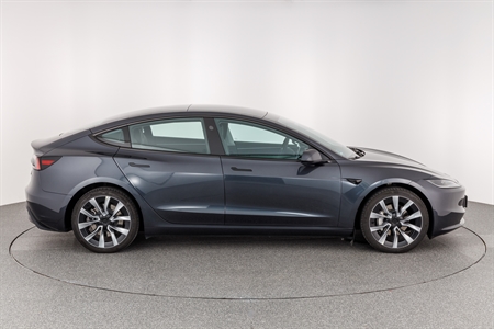 TESLA MODEL 3 LONG RANGE