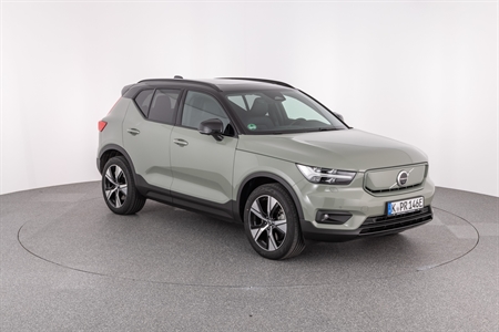 VOLVO XC40 P8 RECHARGE PURE ELECTRIC TWIN