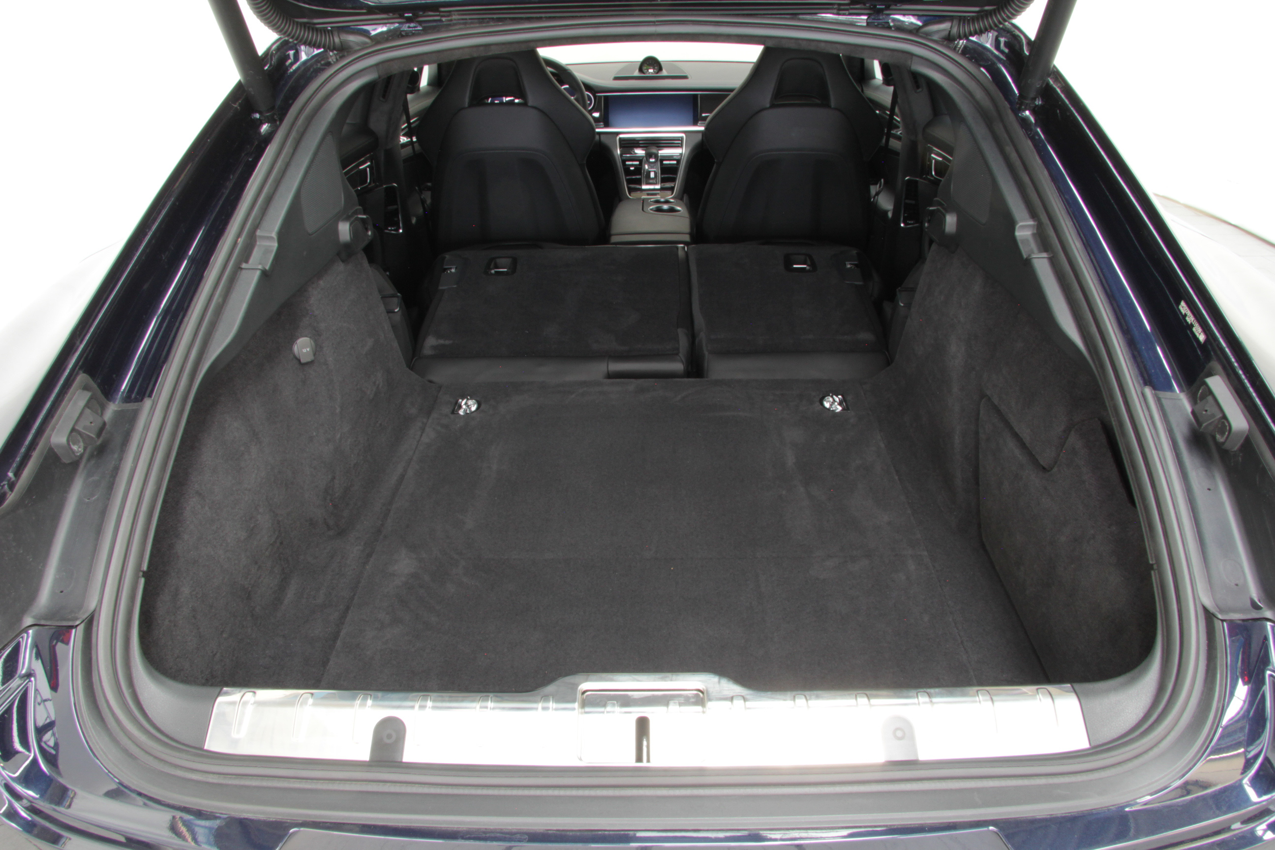 PORSCHE PANAMERA 4 E-HYBRID