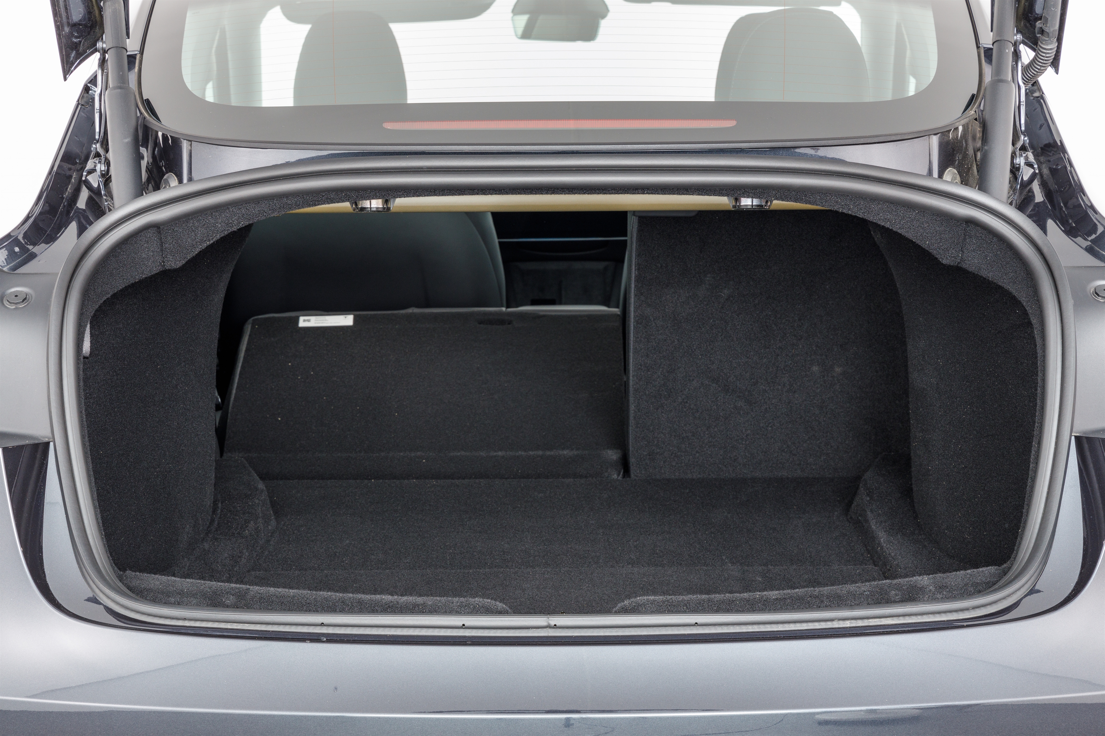 TESLA MODEL 3 LONG RANGE