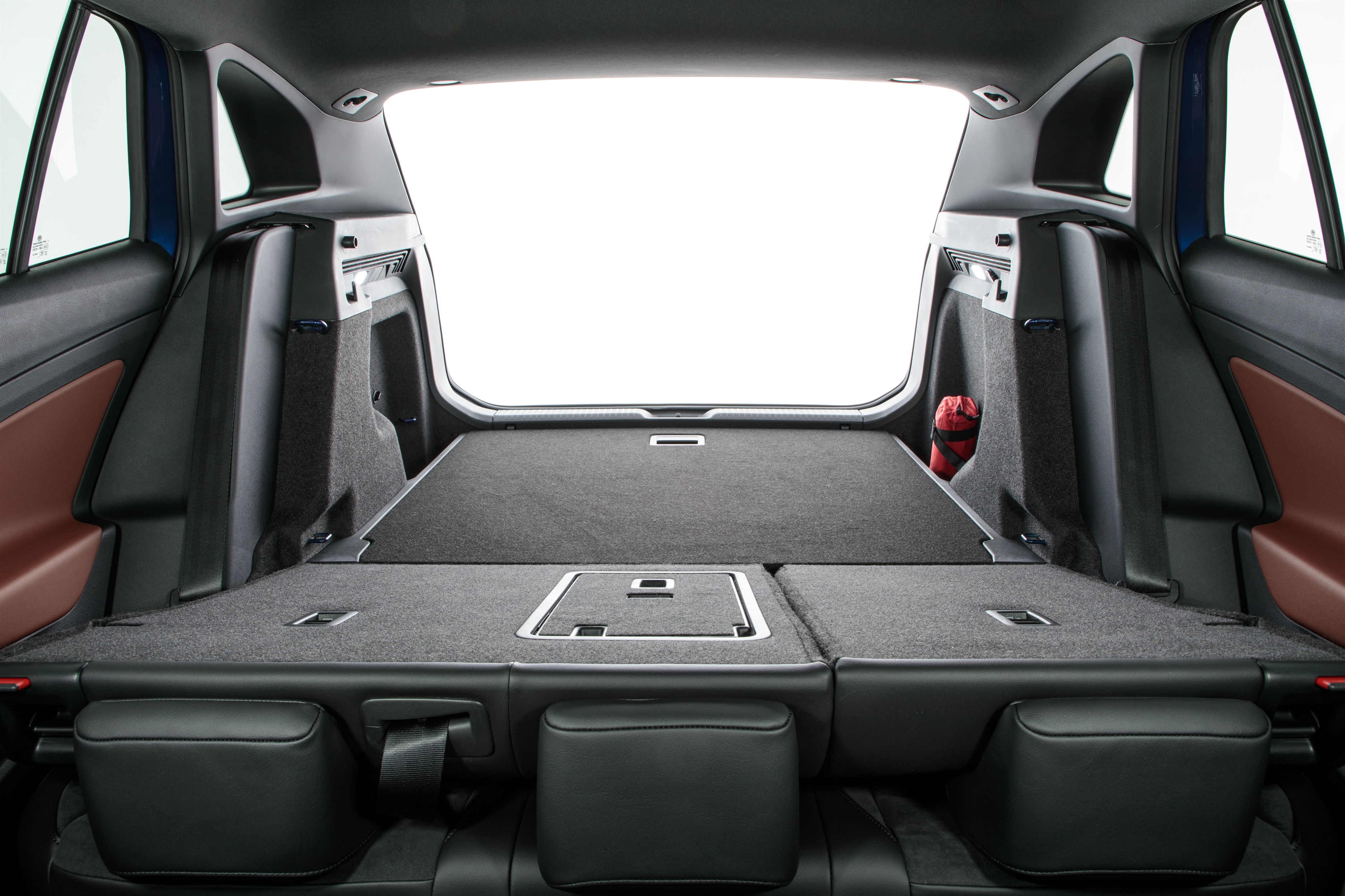 VW ID.4 PRO PERFORMANCE (77 KWH)