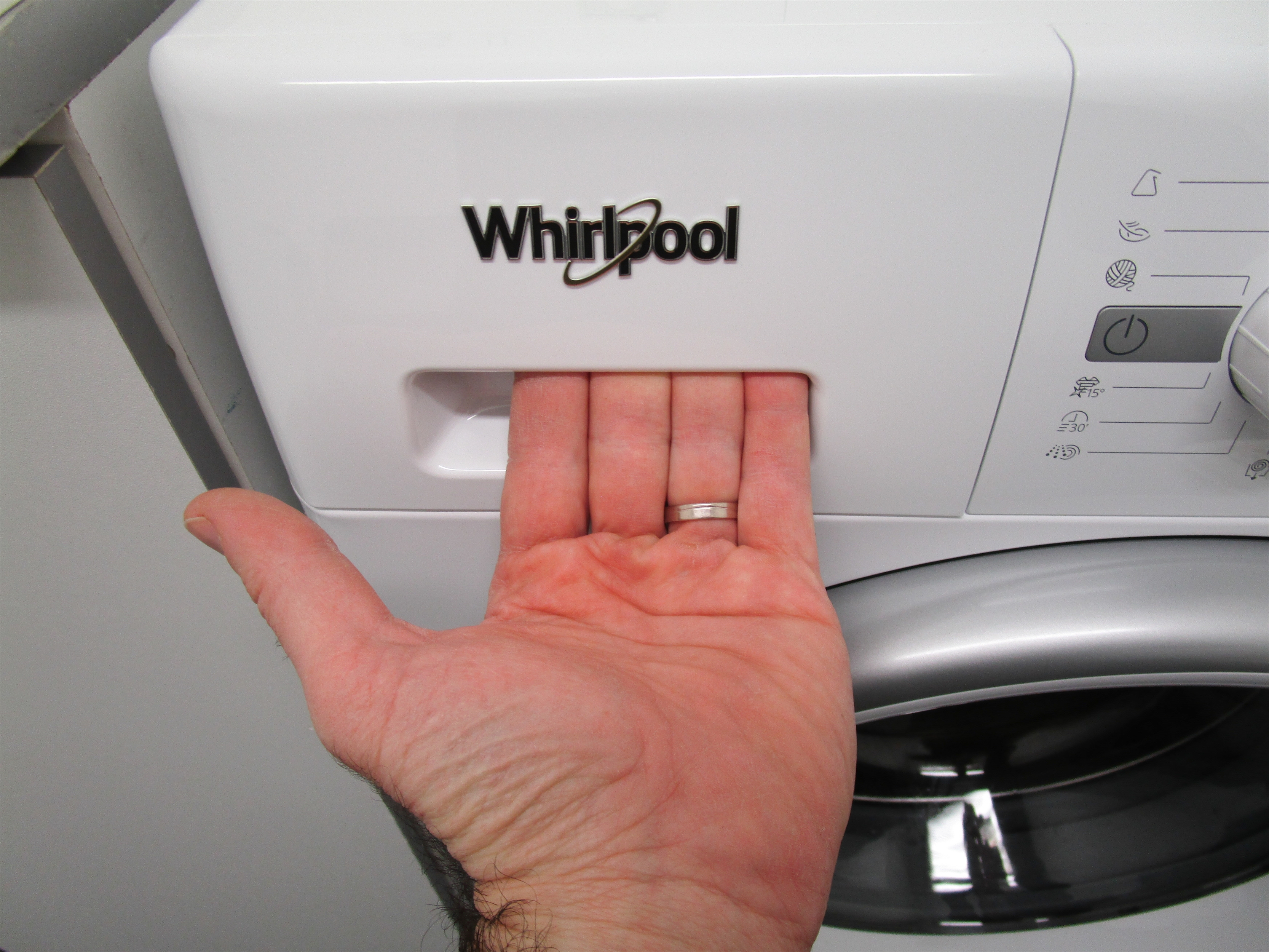 WHIRLPOOL FWG81296WS EU