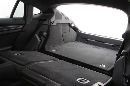 PORSCHE PANAMERA 4 E-HYBRID